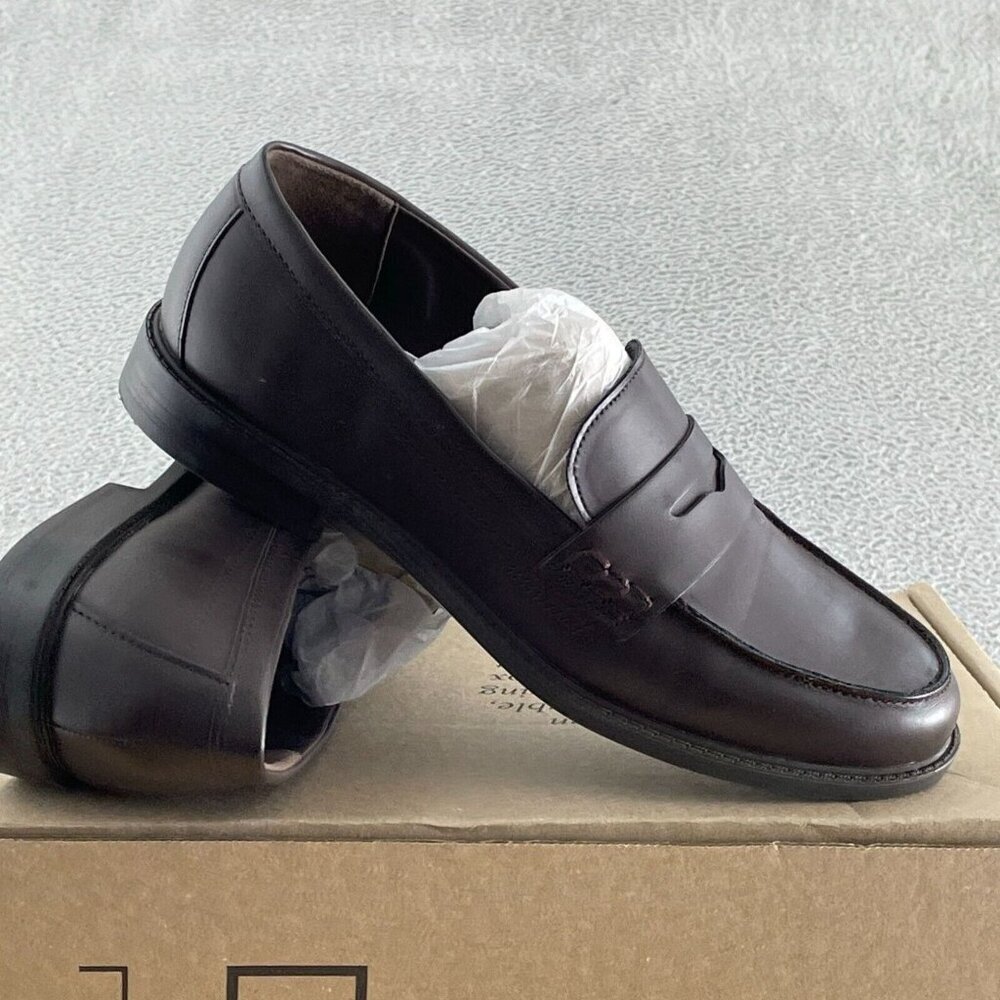 Marc Fisher Women's ILITHIA Loafer, Dark Brown 201, size 8 *flaw*  S027